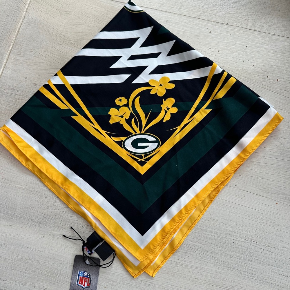 NWT Rare Vintage Green Bay Packers‎ NFL Poly Scarf Women Geo Floral Print New